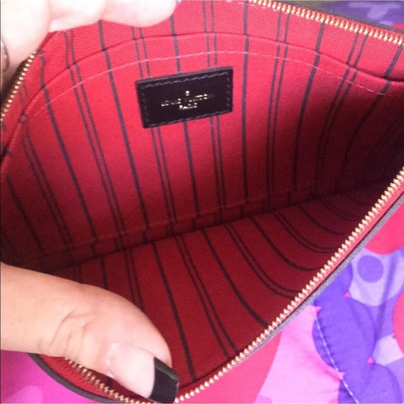 Louis Vuitton World Tour Stickers Neverfull Pochette Clutch Wristlet Pouch Rare - Picture 8 of 12
